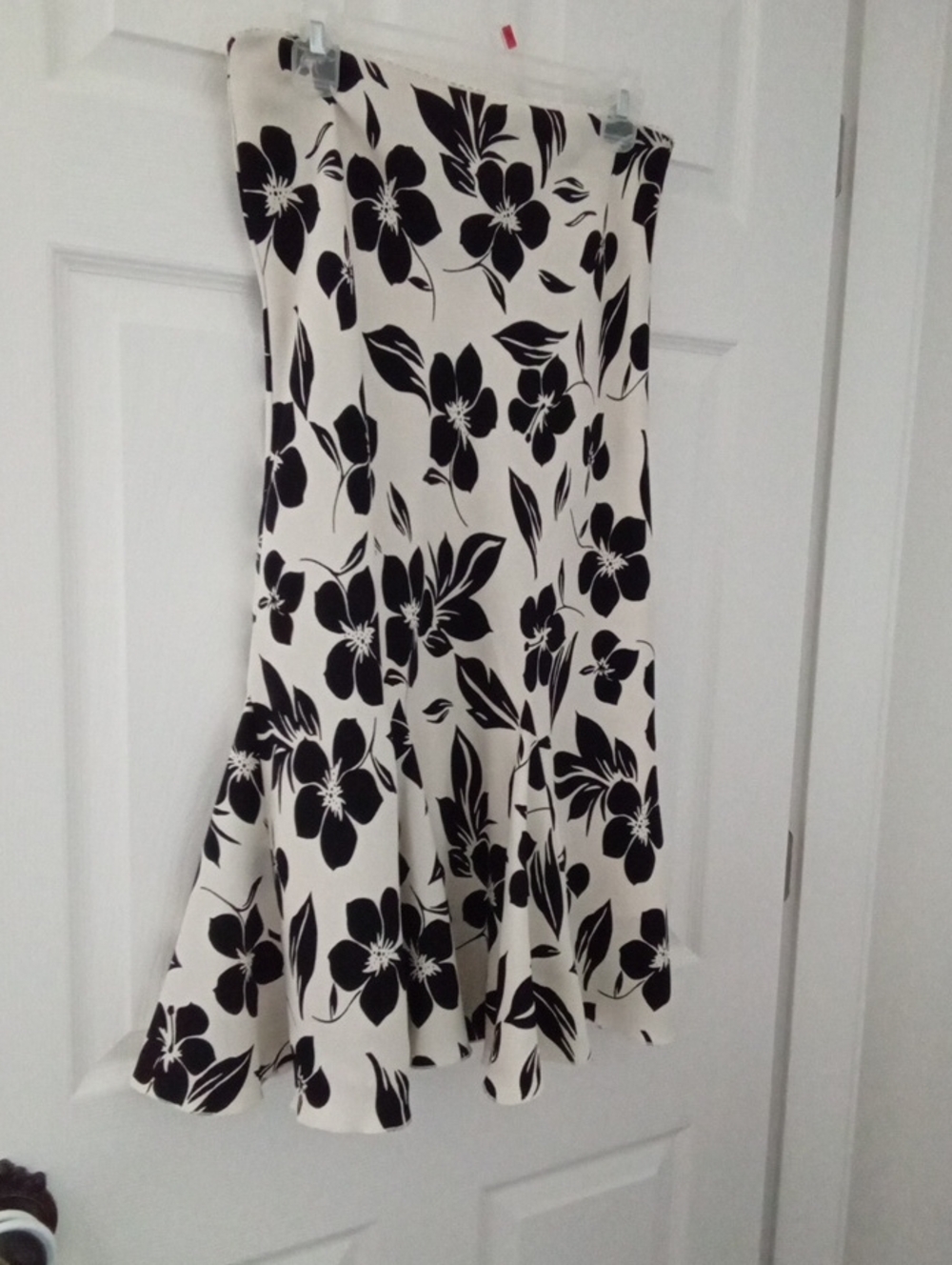 Chapter One Statement Black Floral & Ivory Bias Cut W Flared Hemline Skirt M/L